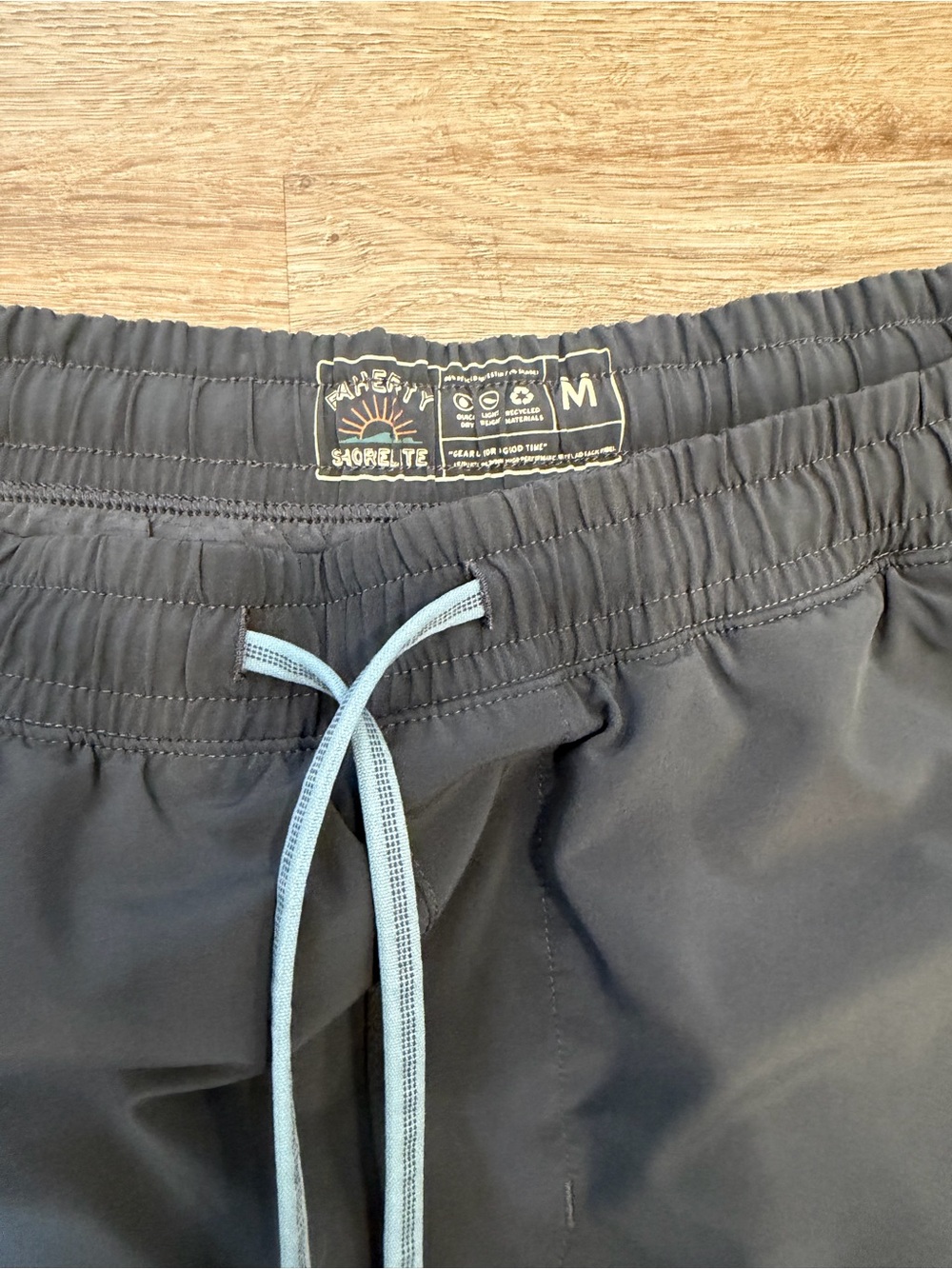 Faherty Shorelite Trunks size medium - Picture 3 of 5